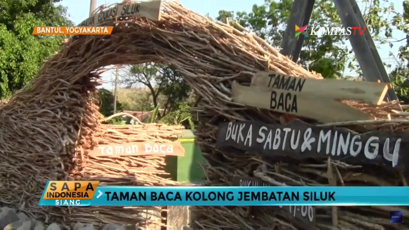Keren! Kolong Jembatan di Bantul Diubah Jadi Taman Baca
